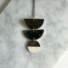 Load image into Gallery viewer, Ceramic Necklace

