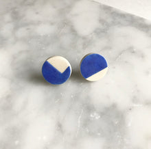Load image into Gallery viewer, Circle, ceramic stud earrings with blue jeans glaze.
